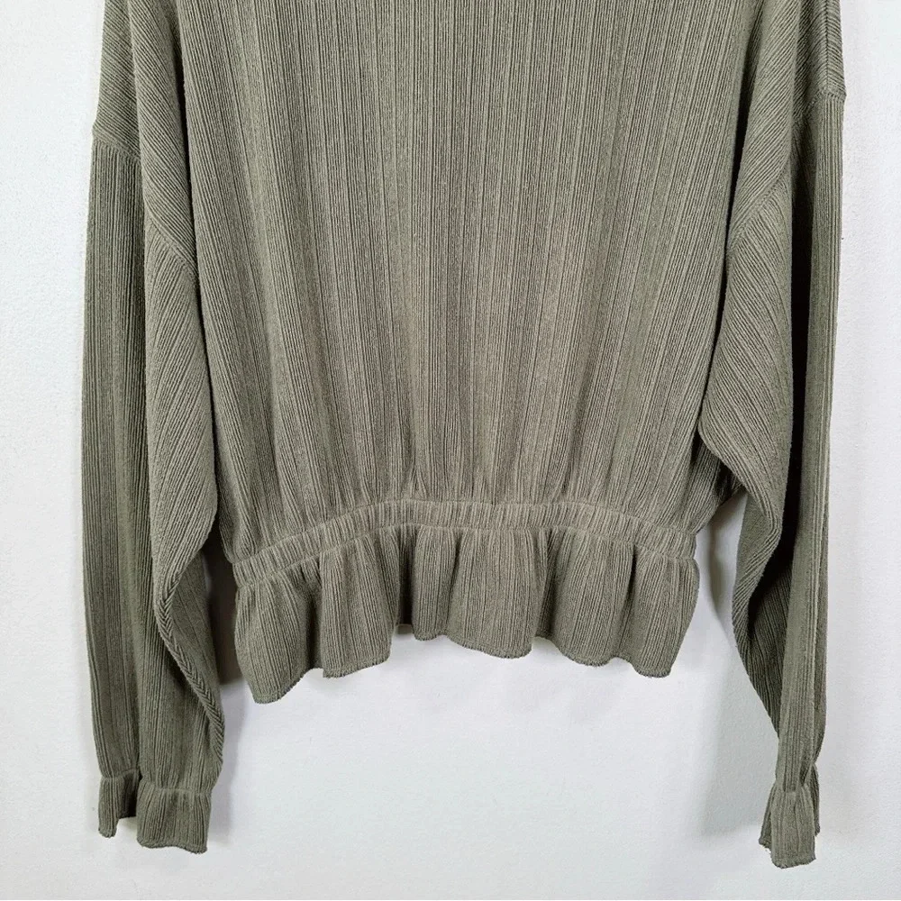 Zara Womens Size Medium Crew Neck Textrued Ribbed Long Sleeve Ruched Waist Top